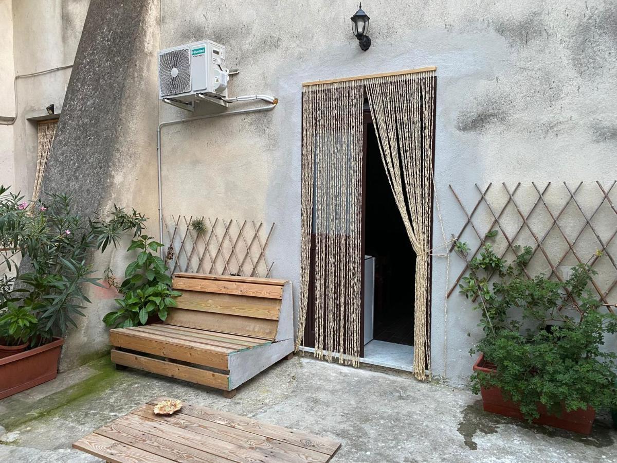 Bed and Breakfast Al Vicolo Stretto à Santa Maria a Vico Extérieur photo